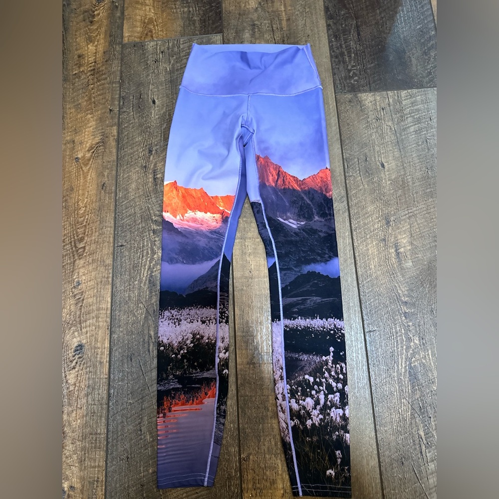 Scenic Print Leggings Colorado Threads